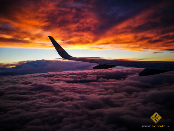 Airbus A320-214